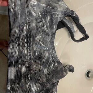 Lululemon align bra reversible Gray and Black Patterned shine